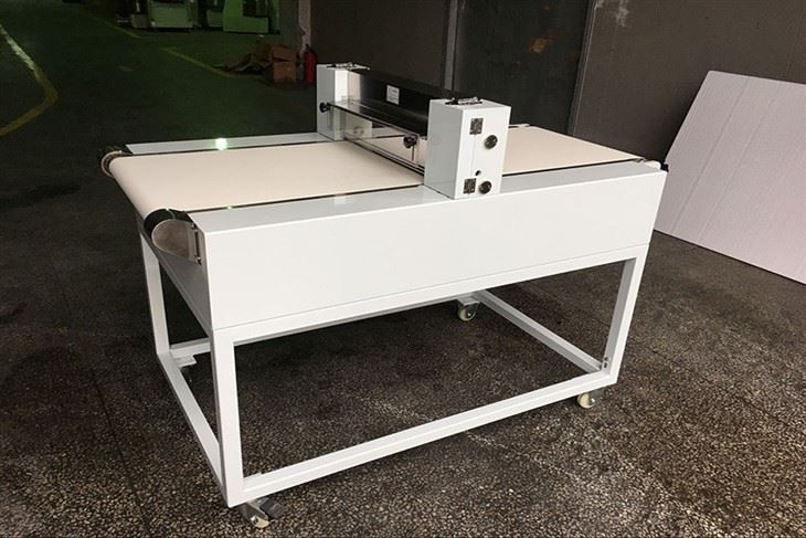 Sponge Cake Horizontal Slicing Machine